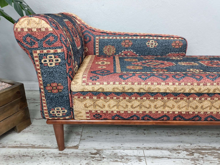Storage Chaise Lounge, Bohemian Chaise Lounge, Lounge Chaise Lounge, Clothes Chest Chaise Lounge, End Of Bed Chaise Lounge, Turkish Kilim Pattern Ottoman Chaise Lounge with Storage, 