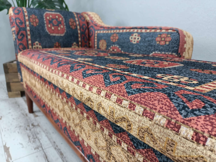 Nomadic Pattern Footstool Chaise Lounge, Rustic Chaise Lounge, Traditional Comfort Chaise Lounge, Oriental Wooden Leg Chaise Lounge, Eraseble Footstool Chaise Lounge
