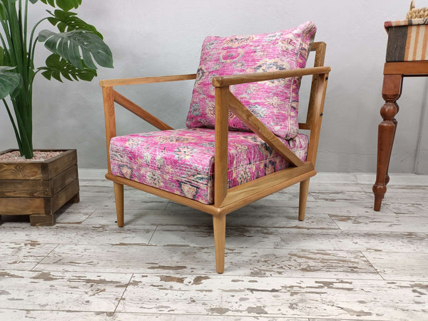 Pink Velvet Upholstered Comfortable Armchair, Modern Upholstered Armchair in Dressing Room, Stylish Contemporary Pattern Upholstered Chair, Cushioned With Conical Legs Armchair