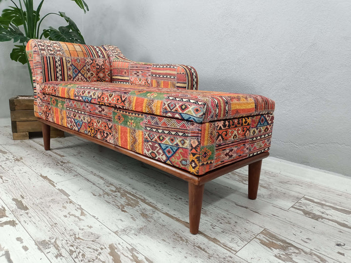 High Quality Wooden And Upholstered Chaise Lounge, Chaise Lounge with Printed Fabric, Mid-century Chaise Lounge, Upholstered Ottoman Chaise Lounge